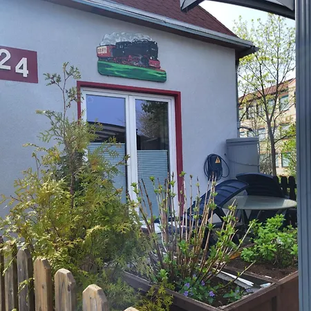 1 Raum Fuer Eisenbahnfreunde *