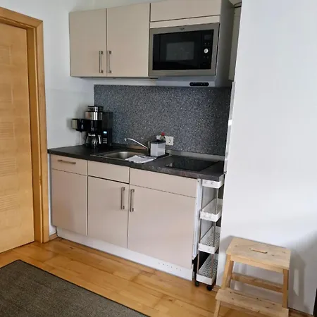 아파트 1 Raum Fuer Eisenbahnfreunde