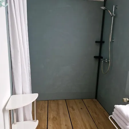 1 Raum Fuer Eisenbahnfreunde *